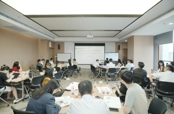 菠菜导航网2024年中层梯队人才培养项目顺利启动