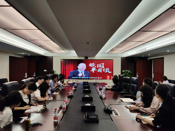 《习近平谈治国理政》第三卷在菠菜导航网掀起学习热潮